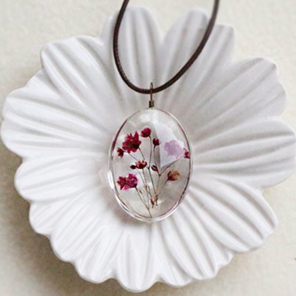 Handmade Dried Pink Flower in Dome Glass Pendant - Picture 3 of 8